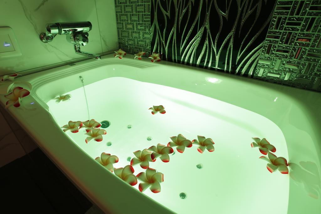 Hotel Moana Shinjuku (Adults Only) Tokyo prefektur Exteriör bild