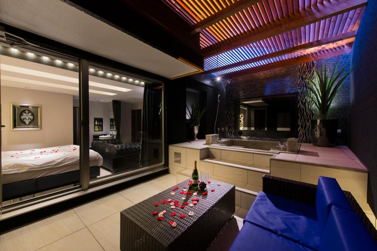 Hotel Moana Shinjuku (Adults Only) Tokyo prefektur Exteriör bild